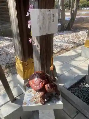 彌彦神社　(伊夜日子神社)の像