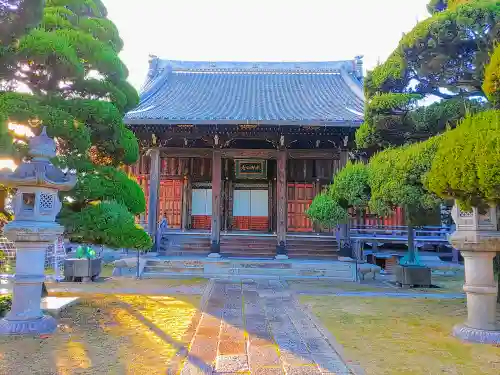 光円寺の本殿・本堂