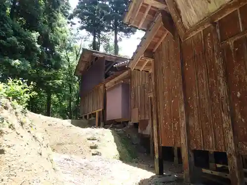 長岡神社・八幡神社・天御布須麻神社の本殿