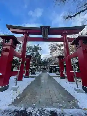 彌彦神社　(伊夜日子神社)の鳥居