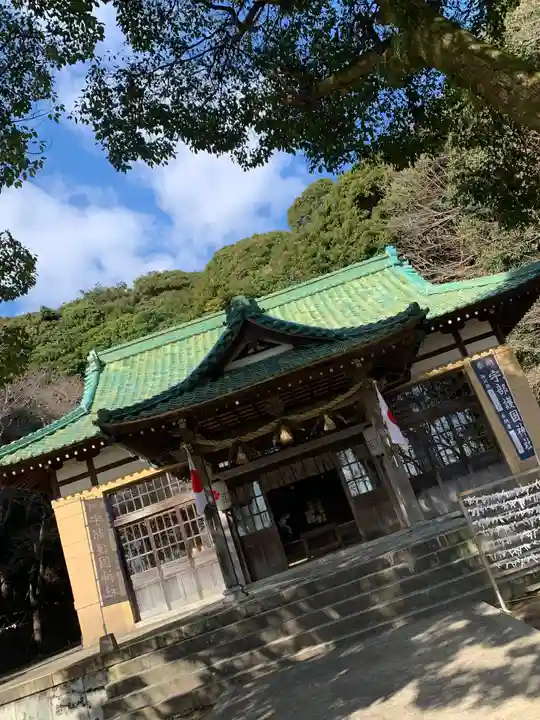 宇部護国神社の本殿・本堂