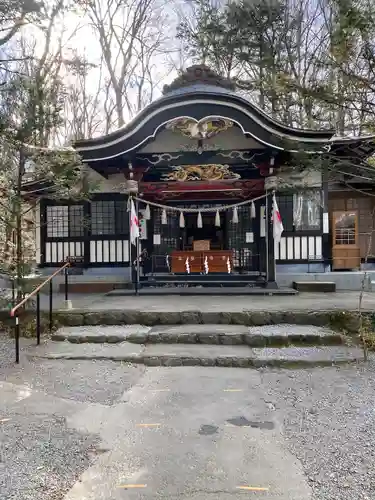 新屋山神社(山梨県)