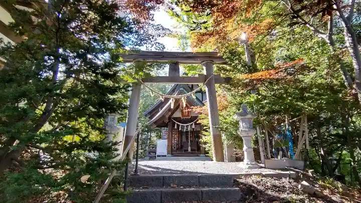 平岸天満宮・太平山三吉神社の鳥居