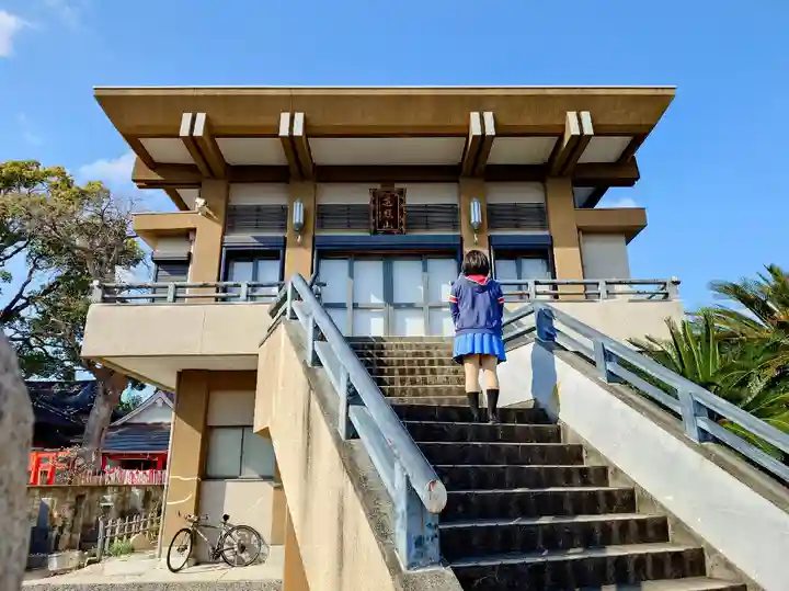 遠照山 光明寺(尼崎大仏)の本殿・本堂