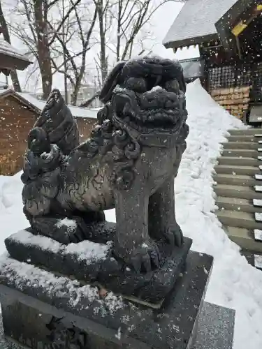 札幌諏訪神社の狛犬