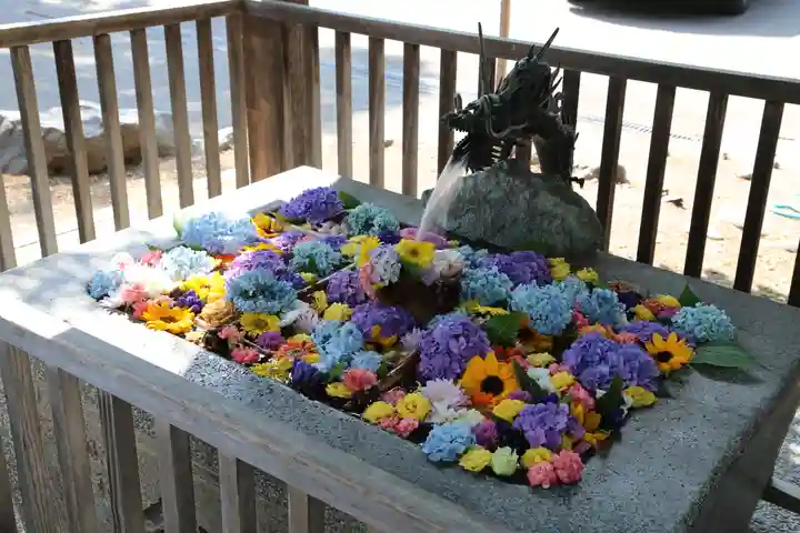 豊平神社の手水舎