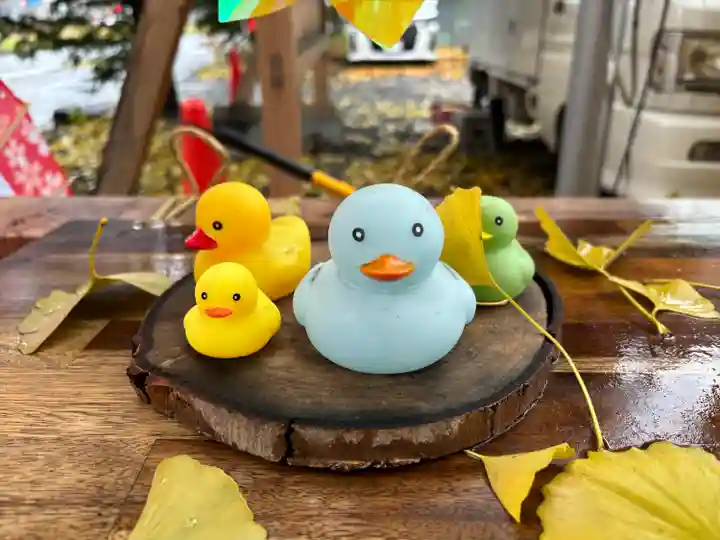 札幌諏訪神社の像