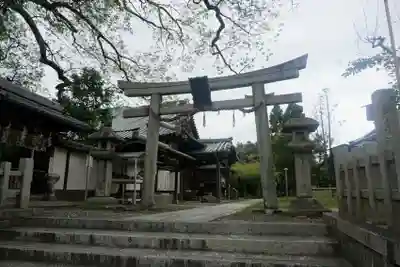 新熊野神社の鳥居