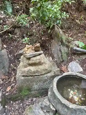 猿田彦三河神社の{uncategorized: "未分類", other: "その他", undefined: "問題あり", building: "その他建物", grave: "お墓", sacred_gate: "鳥居", guardian: "狛犬", statue: "像", buddha: "仏像", history: "歴史", nature: "自然", garden: "庭園", animal: "動物", pagoda: "塔", temizu: "手水舎", mountain_gate: "山門・神門", sanctuary: "本殿・本堂", subordinate: "末社・摂社", art: "芸術", scenery: "景色", jizo: "地蔵", ema: "絵馬", goshuin: "御朱印", omikuji: "おみくじ", items: "授与品その他", amulet: "お守り", goshuincho: "御朱印帳", eats: "食事", festival: "お祭り", votive_dance: "神楽", shichigosan: "七五三参", wedding: "結婚式", experience: "体験その他", initially: "初詣", around: "周辺", anti_infection: "感染症対策"}