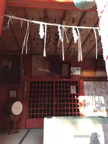 白髭神社の本殿・本堂