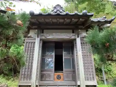 神明神社の本殿・本堂
