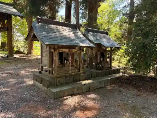 唐松神社の{uncategorized: "未分類", other: "その他", undefined: "問題あり", building: "その他建物", grave: "お墓", sacred_gate: "鳥居", guardian: "狛犬", statue: "像", buddha: "仏像", history: "歴史", nature: "自然", garden: "庭園", animal: "動物", pagoda: "塔", temizu: "手水舎", mountain_gate: "山門・神門", sanctuary: "本殿・本堂", subordinate: "末社・摂社", art: "芸術", scenery: "景色", jizo: "地蔵", ema: "絵馬", goshuin: "御朱印", omikuji: "おみくじ", items: "授与品その他", amulet: "お守り", goshuincho: "御朱印帳", eats: "食事", festival: "お祭り", votive_dance: "神楽", shichigosan: "七五三参", wedding: "結婚式", experience: "体験その他", initially: "初詣", around: "周辺", anti_infection: "感染症対策"}