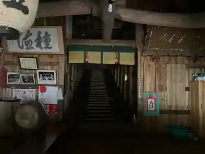 名立神社の本殿・本堂