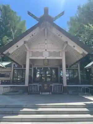 白石神社の{uncategorized: "未分類", other: "その他", undefined: "問題あり", building: "その他建物", grave: "お墓", sacred_gate: "鳥居", guardian: "狛犬", statue: "像", buddha: "仏像", history: "歴史", nature: "自然", garden: "庭園", animal: "動物", pagoda: "塔", temizu: "手水舎", mountain_gate: "山門・神門", sanctuary: "本殿・本堂", subordinate: "末社・摂社", art: "芸術", scenery: "景色", jizo: "地蔵", ema: "絵馬", goshuin: "御朱印", omikuji: "おみくじ", items: "授与品その他", amulet: "お守り", goshuincho: "御朱印帳", eats: "食事", festival: "お祭り", votive_dance: "神楽", shichigosan: "七五三参", wedding: "結婚式", experience: "体験その他", initially: "初詣", around: "周辺", anti_infection: "感染症対策"}
