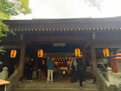 霊山寺の{uncategorized: "未分類", other: "その他", undefined: "問題あり", building: "その他建物", grave: "お墓", sacred_gate: "鳥居", guardian: "狛犬", statue: "像", buddha: "仏像", history: "歴史", nature: "自然", garden: "庭園", animal: "動物", pagoda: "塔", temizu: "手水舎", mountain_gate: "山門・神門", sanctuary: "本殿・本堂", subordinate: "末社・摂社", art: "芸術", scenery: "景色", jizo: "地蔵", ema: "絵馬", goshuin: "御朱印", omikuji: "おみくじ", items: "授与品その他", amulet: "お守り", goshuincho: "御朱印帳", eats: "食事", festival: "お祭り", votive_dance: "神楽", shichigosan: "七五三参", wedding: "結婚式", experience: "体験その他", initially: "初詣", around: "周辺", anti_infection: "感染症対策"}