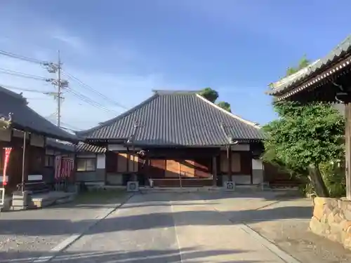 観音寺の本殿・本堂