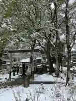 若宮神明社の{uncategorized: "未分類", other: "その他", undefined: "問題あり", building: "その他建物", grave: "お墓", sacred_gate: "鳥居", guardian: "狛犬", statue: "像", buddha: "仏像", history: "歴史", nature: "自然", garden: "庭園", animal: "動物", pagoda: "塔", temizu: "手水舎", mountain_gate: "山門・神門", sanctuary: "本殿・本堂", subordinate: "末社・摂社", art: "芸術", scenery: "景色", jizo: "地蔵", ema: "絵馬", goshuin: "御朱印", omikuji: "おみくじ", items: "授与品その他", amulet: "お守り", goshuincho: "御朱印帳", eats: "食事", festival: "お祭り", votive_dance: "神楽", shichigosan: "七五三参", wedding: "結婚式", experience: "体験その他", initially: "初詣", around: "周辺", anti_infection: "感染症対策"}