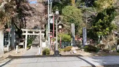 針綱神社の{uncategorized: "未分類", other: "その他", undefined: "問題あり", building: "その他建物", grave: "お墓", sacred_gate: "鳥居", guardian: "狛犬", statue: "像", buddha: "仏像", history: "歴史", nature: "自然", garden: "庭園", animal: "動物", pagoda: "塔", temizu: "手水舎", mountain_gate: "山門・神門", sanctuary: "本殿・本堂", subordinate: "末社・摂社", art: "芸術", scenery: "景色", jizo: "地蔵", ema: "絵馬", goshuin: "御朱印", omikuji: "おみくじ", items: "授与品その他", amulet: "お守り", goshuincho: "御朱印帳", eats: "食事", festival: "お祭り", votive_dance: "神楽", shichigosan: "七五三参", wedding: "結婚式", experience: "体験その他", initially: "初詣", around: "周辺", anti_infection: "感染症対策"}