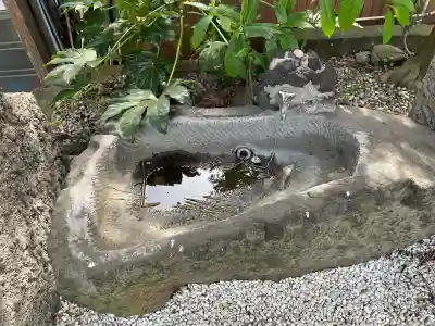 子之神社の{uncategorized: "未分類", other: "その他", undefined: "問題あり", building: "その他建物", grave: "お墓", sacred_gate: "鳥居", guardian: "狛犬", statue: "像", buddha: "仏像", history: "歴史", nature: "自然", garden: "庭園", animal: "動物", pagoda: "塔", temizu: "手水舎", mountain_gate: "山門・神門", sanctuary: "本殿・本堂", subordinate: "末社・摂社", art: "芸術", scenery: "景色", jizo: "地蔵", ema: "絵馬", goshuin: "御朱印", omikuji: "おみくじ", items: "授与品その他", amulet: "お守り", goshuincho: "御朱印帳", eats: "食事", festival: "お祭り", votive_dance: "神楽", shichigosan: "七五三参", wedding: "結婚式", experience: "体験その他", initially: "初詣", around: "周辺", anti_infection: "感染症対策"}