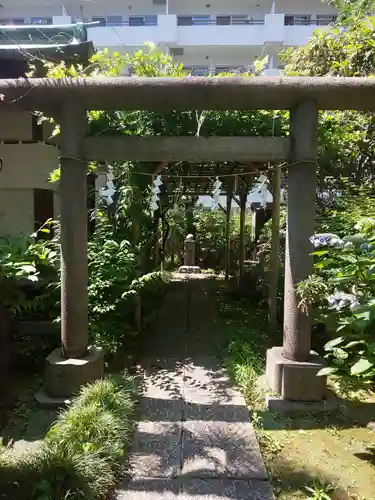 於岩稲荷田宮神社(東京都)