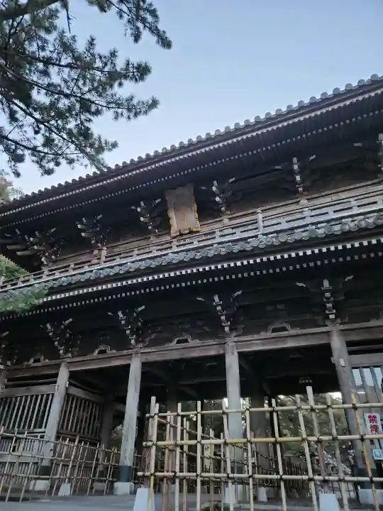 誕生寺の{uncategorized: "未分類", other: "その他", undefined: "問題あり", building: "その他建物", grave: "お墓", sacred_gate: "鳥居", guardian: "狛犬", statue: "像", buddha: "仏像", history: "歴史", nature: "自然", garden: "庭園", animal: "動物", pagoda: "塔", temizu: "手水舎", mountain_gate: "山門・神門", sanctuary: "本殿・本堂", subordinate: "末社・摂社", art: "芸術", scenery: "景色", jizo: "地蔵", ema: "絵馬", goshuin: "御朱印", omikuji: "おみくじ", items: "授与品その他", amulet: "お守り", goshuincho: "御朱印帳", eats: "食事", festival: "お祭り", votive_dance: "神楽", shichigosan: "七五三参", wedding: "結婚式", experience: "体験その他", initially: "初詣", around: "周辺", anti_infection: "感染症対策"}