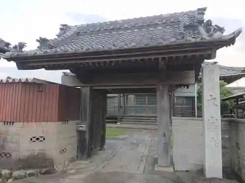 大宝寺の山門・神門