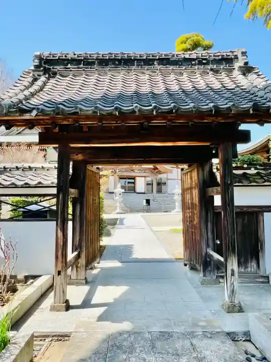 龍泉寺 (福居町)の{uncategorized: "未分類", other: "その他", undefined: "問題あり", building: "その他建物", grave: "お墓", sacred_gate: "鳥居", guardian: "狛犬", statue: "像", buddha: "仏像", history: "歴史", nature: "自然", garden: "庭園", animal: "動物", pagoda: "塔", temizu: "手水舎", mountain_gate: "山門・神門", sanctuary: "本殿・本堂", subordinate: "末社・摂社", art: "芸術", scenery: "景色", jizo: "地蔵", ema: "絵馬", goshuin: "御朱印", omikuji: "おみくじ", items: "授与品その他", amulet: "お守り", goshuincho: "御朱印帳", eats: "食事", festival: "お祭り", votive_dance: "神楽", shichigosan: "七五三参", wedding: "結婚式", experience: "体験その他", initially: "初詣", around: "周辺", anti_infection: "感染症対策"}