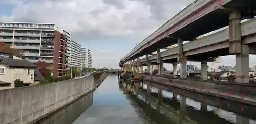 稲荷神社の周辺