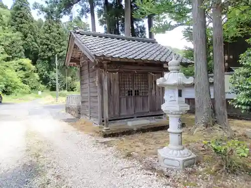 大虫神社の建物その他