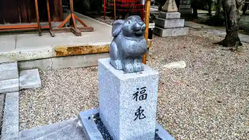 三輪神社の狛犬