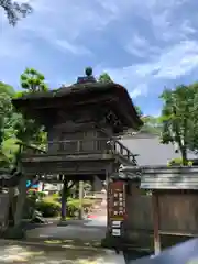 高徳寺の山門