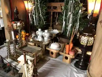 横浜御嶽神社の本殿・本堂