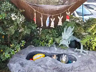 三輪神社の手水舎