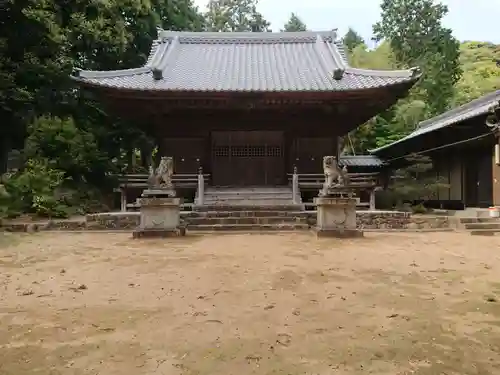 熊野神社の本殿・本堂