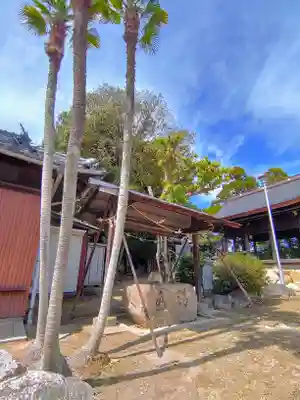 八幡社(鈴井町)の手水舎