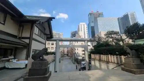 芝大神宮の{uncategorized: "未分類", other: "その他", undefined: "問題あり", building: "その他建物", grave: "お墓", sacred_gate: "鳥居", guardian: "狛犬", statue: "像", buddha: "仏像", history: "歴史", nature: "自然", garden: "庭園", animal: "動物", pagoda: "塔", temizu: "手水舎", mountain_gate: "山門・神門", sanctuary: "本殿・本堂", subordinate: "末社・摂社", art: "芸術", scenery: "景色", jizo: "地蔵", ema: "絵馬", goshuin: "御朱印", omikuji: "おみくじ", items: "授与品その他", amulet: "お守り", goshuincho: "御朱印帳", eats: "食事", festival: "お祭り", votive_dance: "神楽", shichigosan: "七五三参", wedding: "結婚式", experience: "体験その他", initially: "初詣", around: "周辺", anti_infection: "感染症対策"}