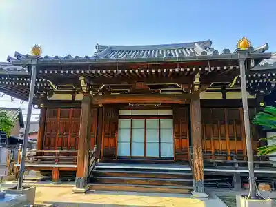 光照寺の本殿・本堂