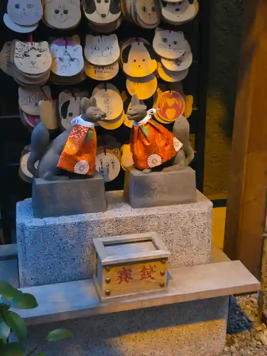 五十稲荷神社(栄寿稲荷神社)の{uncategorized: "未分類", other: "その他", undefined: "問題あり", building: "その他建物", grave: "お墓", sacred_gate: "鳥居", guardian: "狛犬", statue: "像", buddha: "仏像", history: "歴史", nature: "自然", garden: "庭園", animal: "動物", pagoda: "塔", temizu: "手水舎", mountain_gate: "山門・神門", sanctuary: "本殿・本堂", subordinate: "末社・摂社", art: "芸術", scenery: "景色", jizo: "地蔵", ema: "絵馬", goshuin: "御朱印", omikuji: "おみくじ", items: "授与品その他", amulet: "お守り", goshuincho: "御朱印帳", eats: "食事", festival: "お祭り", votive_dance: "神楽", shichigosan: "七五三参", wedding: "結婚式", experience: "体験その他", initially: "初詣", around: "周辺", anti_infection: "感染症対策"}