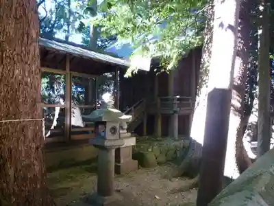 忍山神社の本殿・本堂