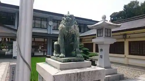 愛知縣護國神社の狛犬