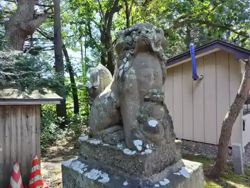 足寄神社の狛犬