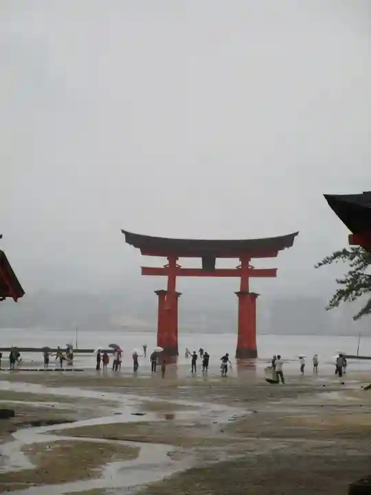 厳島神社(広島県)