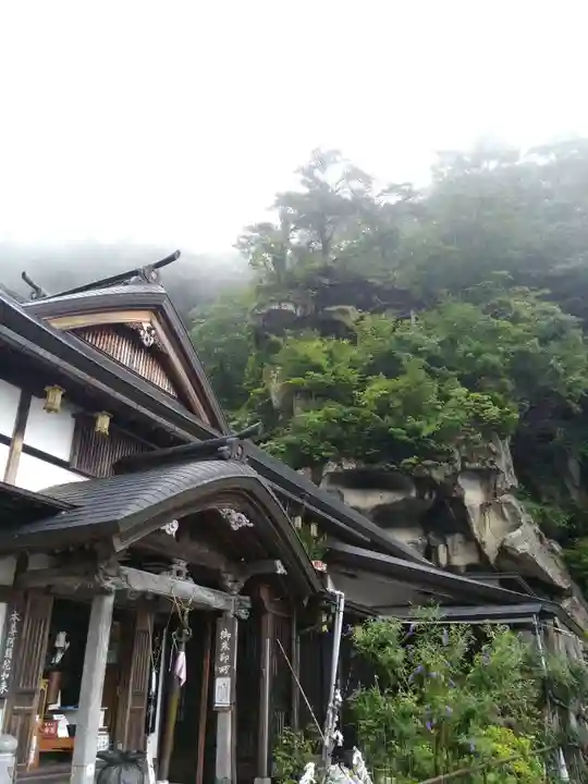 性相院の本殿・本堂