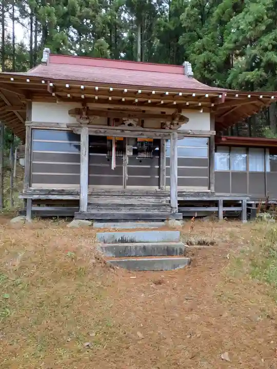 赤沢薬師堂の本殿・本堂