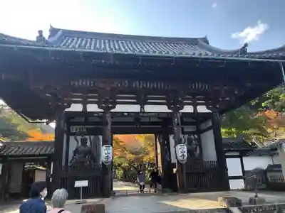 石山寺の山門・神門