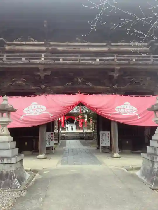 笠覆寺 (笠寺観音)の山門・神門