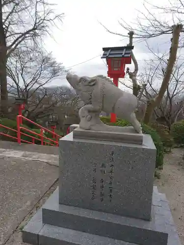 足立山妙見宮の狛犬