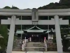 鶴羽根神社の鳥居