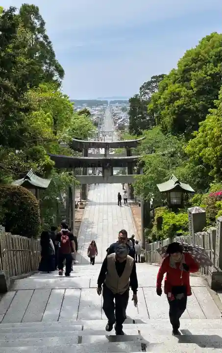 宮地嶽神社の{uncategorized: "未分類", other: "その他", undefined: "問題あり", building: "その他建物", grave: "お墓", sacred_gate: "鳥居", guardian: "狛犬", statue: "像", buddha: "仏像", history: "歴史", nature: "自然", garden: "庭園", animal: "動物", pagoda: "塔", temizu: "手水舎", mountain_gate: "山門・神門", sanctuary: "本殿・本堂", subordinate: "末社・摂社", art: "芸術", scenery: "景色", jizo: "地蔵", ema: "絵馬", goshuin: "御朱印", omikuji: "おみくじ", items: "授与品その他", amulet: "お守り", goshuincho: "御朱印帳", eats: "食事", festival: "お祭り", votive_dance: "神楽", shichigosan: "七五三参", wedding: "結婚式", experience: "体験その他", initially: "初詣", around: "周辺", anti_infection: "感染症対策"}