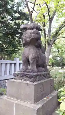 彌彦神社　(伊夜日子神社)の狛犬